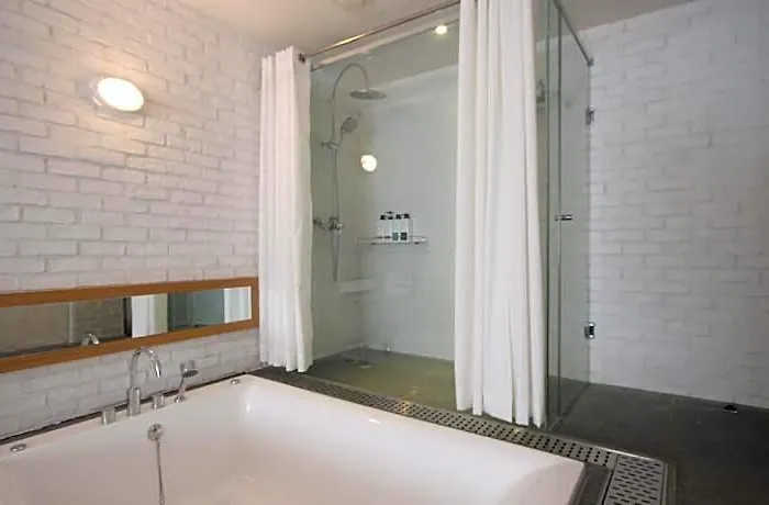 Hotel 25 2