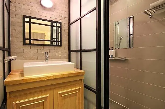 Hotel 25 2