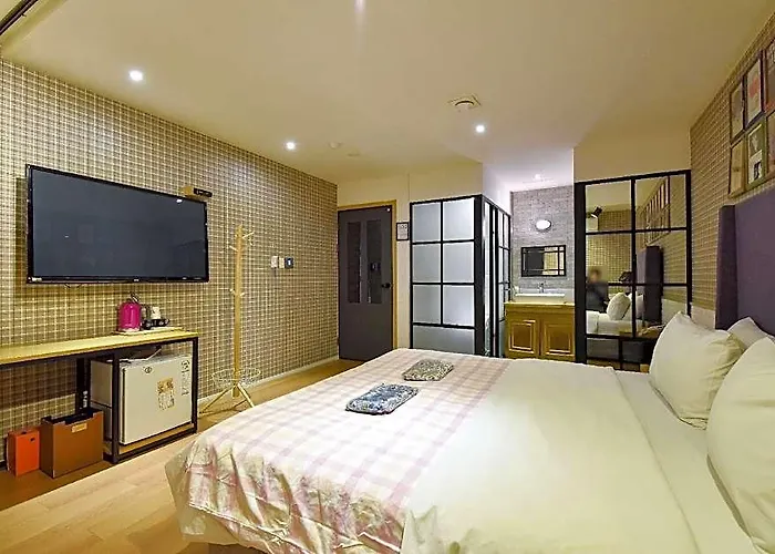 Hotel 25 2 2*